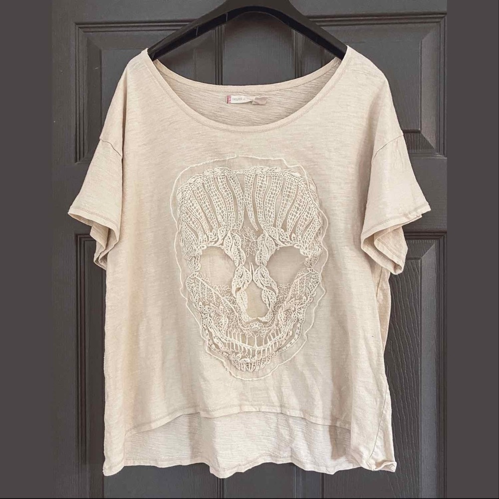 Chelsea & Violet Lace Skull Tee
